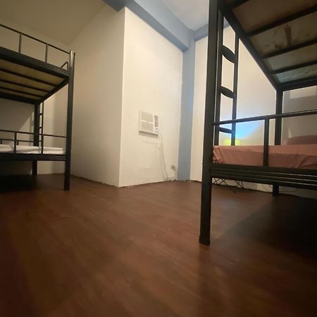 Lime Lite Manila Hostel 马卡蒂 外观 照片
