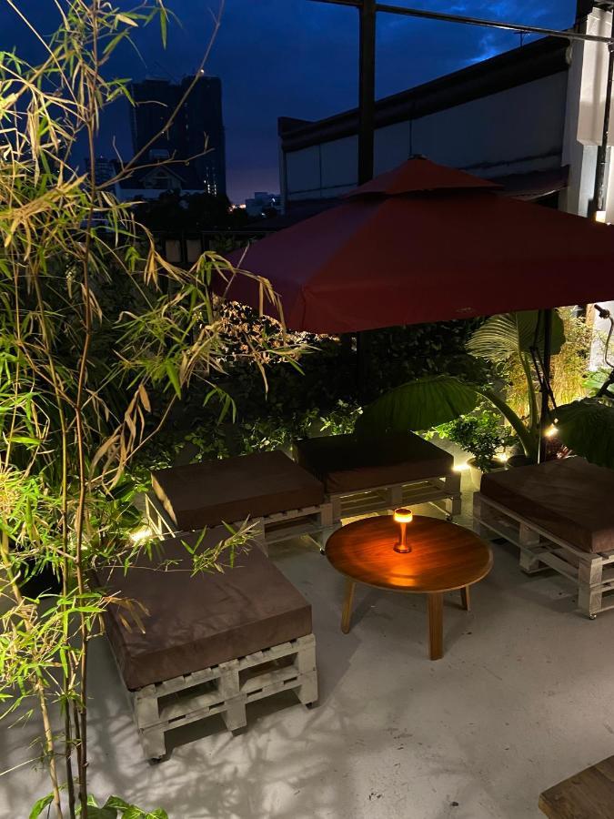 Lime Lite Manila Hostel 马卡蒂 外观 照片