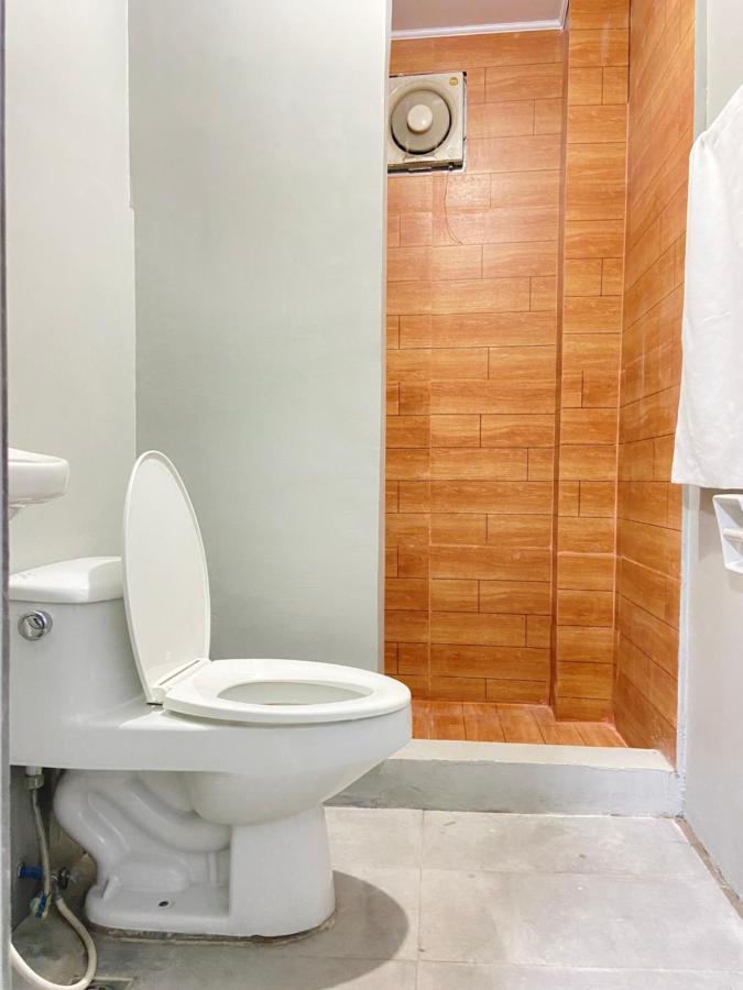 Lime Lite Manila Hostel 马卡蒂 外观 照片